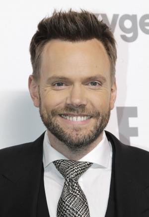 Joel McHale to host the 2015 ESPY Awards ceremony