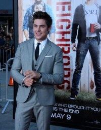 Zac Efron spotted with butt double on 'Dirty Grandpa' set