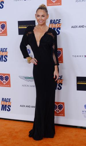 Kym Johnson, Robert Herjavec explain 'Dancing' kiss