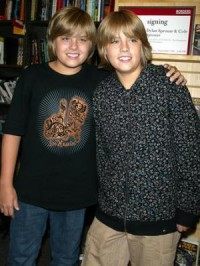 Dylan and Cole Sprouse graduate college at NYU