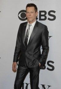 Kevin Bacon looks unrecognizable in selfie