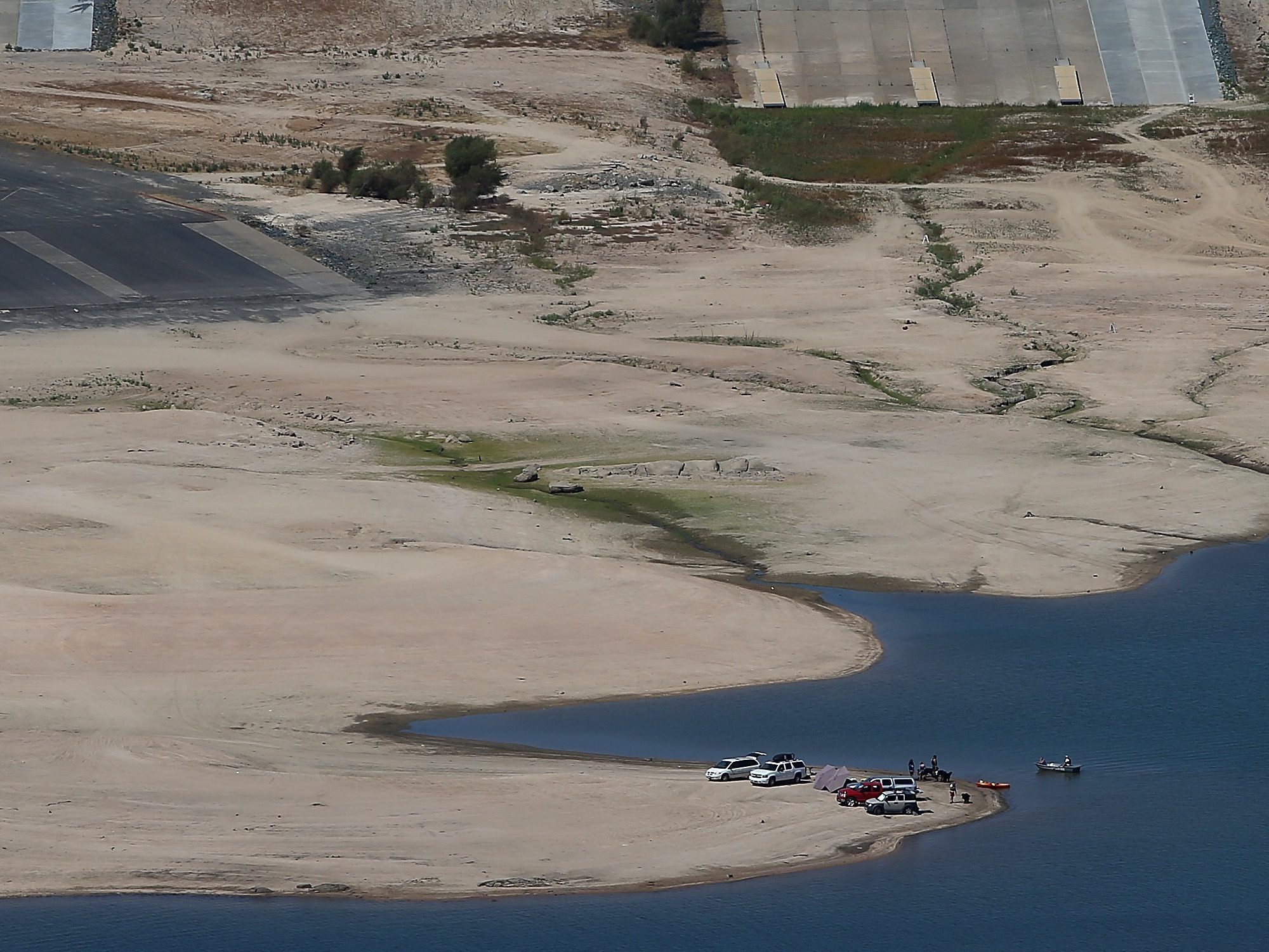 Drought All Boats Ordered out of Folsom Lake Breitbart