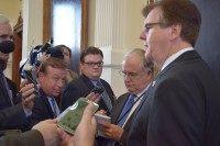 LG Dan Patrick End of Session Press Gaggle - BBTX Photo Bob Price