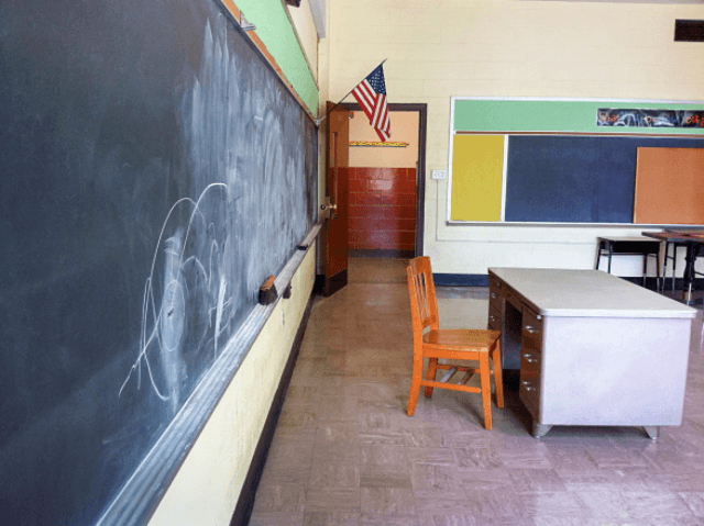 Texas Teacher Charged for Punching 2nd Grader in Face - Breitbart News