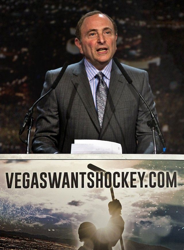 Gary Bettman, Bill Foley