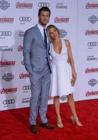 Chris Hemsworth, daughter India meet Prince William