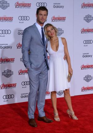 Chris Hemsworth, daughter India meet Prince William