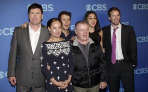 Laurie Metcalf to play Annie Wilkes in Broadway's 'Misery'