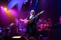 Yes co-founder Chris Squire dies of leukemia at the age of 67