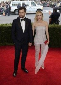 Diane Kruger celebrates Joshua Jackson with 'Mighty Ducks' photo