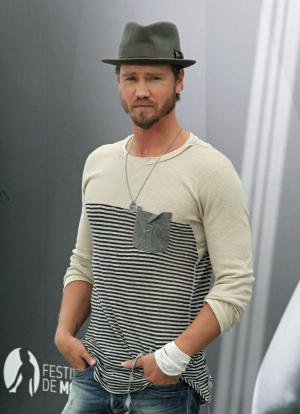 Chad Michael Murray, Sarah Roemer welcome first child