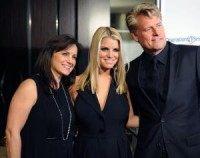 Jessica Simpson's mom is engaged