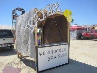 Lemonade stand (John Mosbaugh / Flickr / CC)