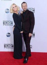 Jenny McCarthy shows off hot-pink hair on 'Today'