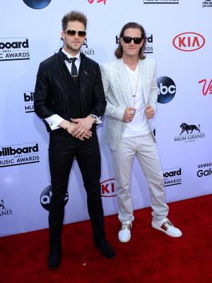 Florida Georgia Line singer Tyler Hubbard weds fiancée