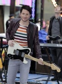 Standardized release day for new music looks to cut piracy