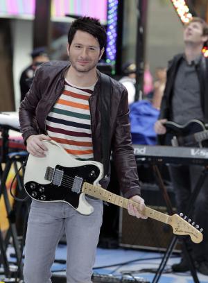 Standardized release day for new music looks to cut piracy