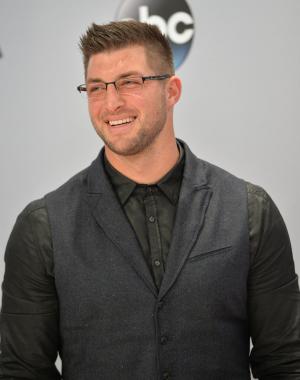 Tim Tebow's jersey among best-selling in the league