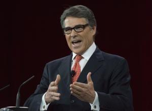 Rick Perry: Guns should be allowed in movie theaters