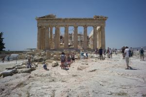 In Greece, tourism industry recovers quickly