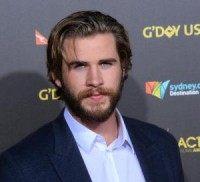 Liam Hemsworth, Maika Monroe reportedly dating