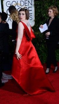 Lena Dunham's reacts to seeing self next to towering Taylor Swift, Gigi Hadid