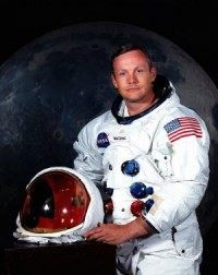 Kickstarter project launched to conserve Neil Armstrong's spacesuit