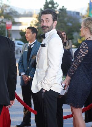 1,400 'Mad Men' props, other memorabilia reach online auction