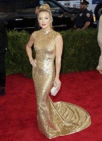 Watch Kate Hudson, son Ryder dance to 'Trap Queen'