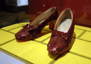 Anonymous donor offers $1M to founder of stolen ruby red slippers from 'Wizard of Oz'