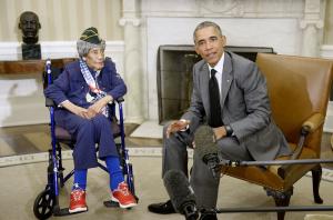 President Obama meets with country's oldest living veteran