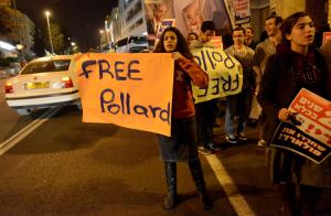 Convicted Israel spy Jonathan Pollard may get 'mandatory parole'