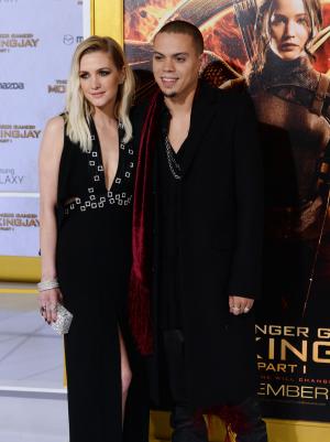 Evan Ross shares photos from Ashlee Simpson wedding