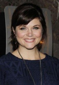 Tiffani Thiessen gives birth to son, shares first photo on Instagram