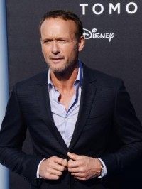 Tim McGraw is giving away 36 mortgage-free homes to veterans