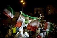 Oil prices continue steady drift lower