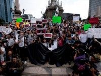 cartels' war on media