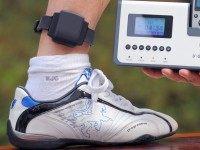 Ankle monitor bracelet (Kim Jae-Hwan / AFP / Getty)