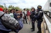 French riot police
