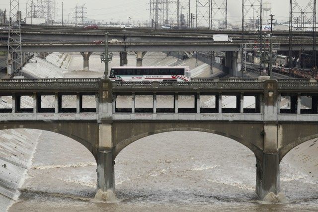 Los Angeles River, bridge