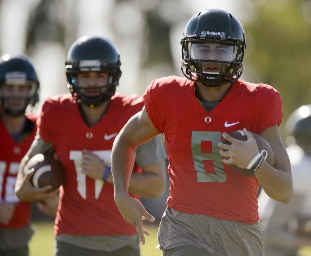 Marcus Mariota, Jeff Lockie, Taylor Alie