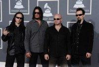 Warner Bros. pulls ad for Disturbed album after news crew shooting