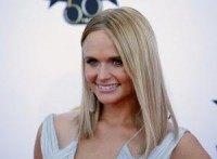 Miranda Lambert reveals new look after Blake Shelton split