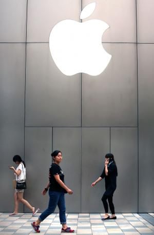 Report: Apple may offer wireless service in U.S., Europe