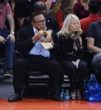 Former Clippers owner Donald Sterling files for divorce