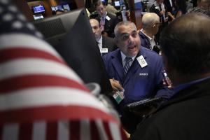 Oil rallies on strong Chinese, U.S. data