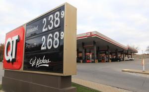 AAA: Gas prices in steady decline