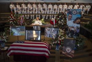 Navy to post armed guards at support centers post Chattanooga shooting