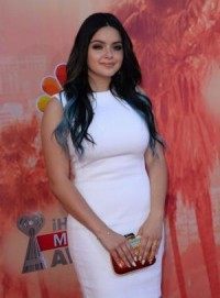 Ariel Winter calls breast reduction surgery 'such a relief'