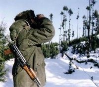 Clashes along Pakistan-India border kill nine